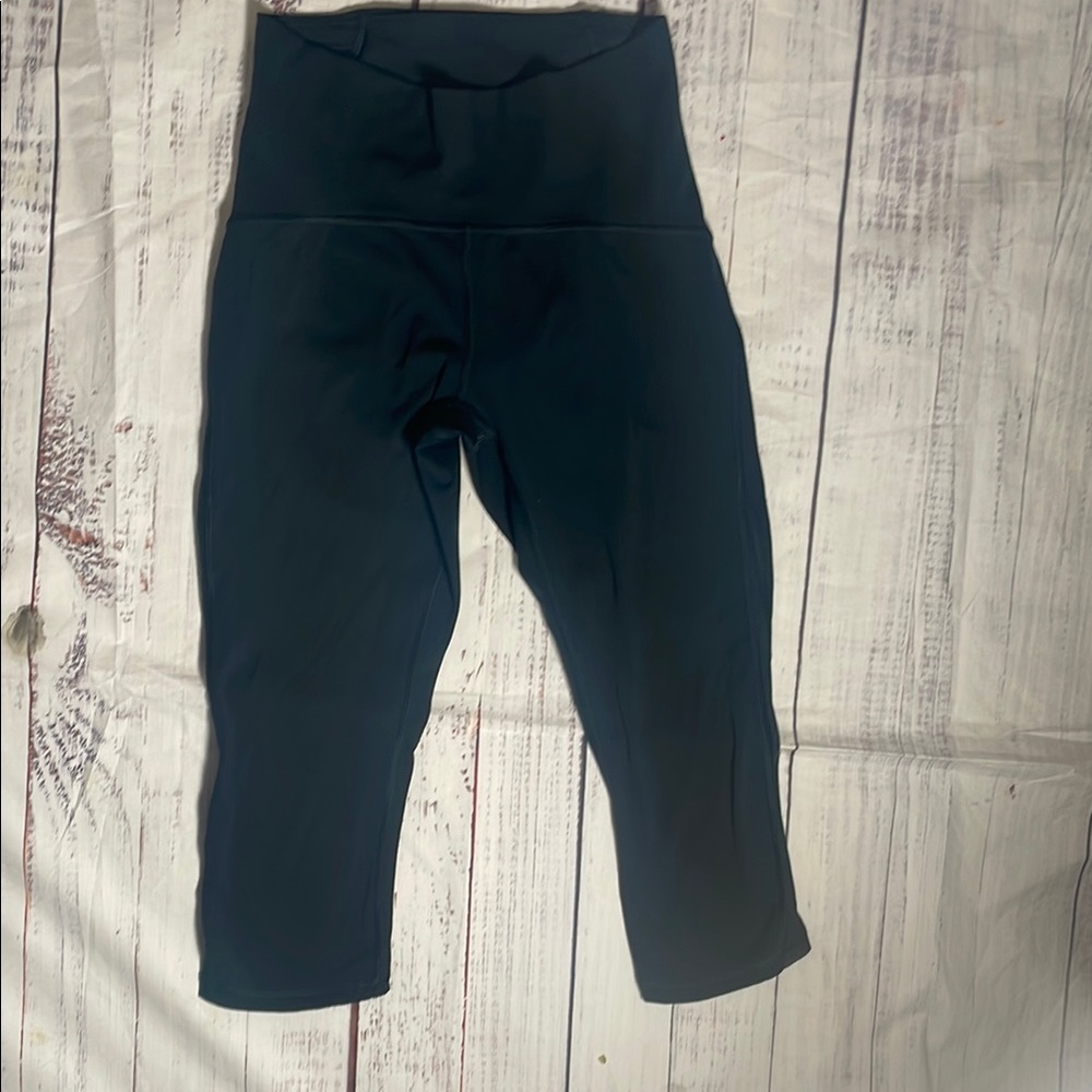 Lululemon Athletica Black Leggings for Versatile Comfort
